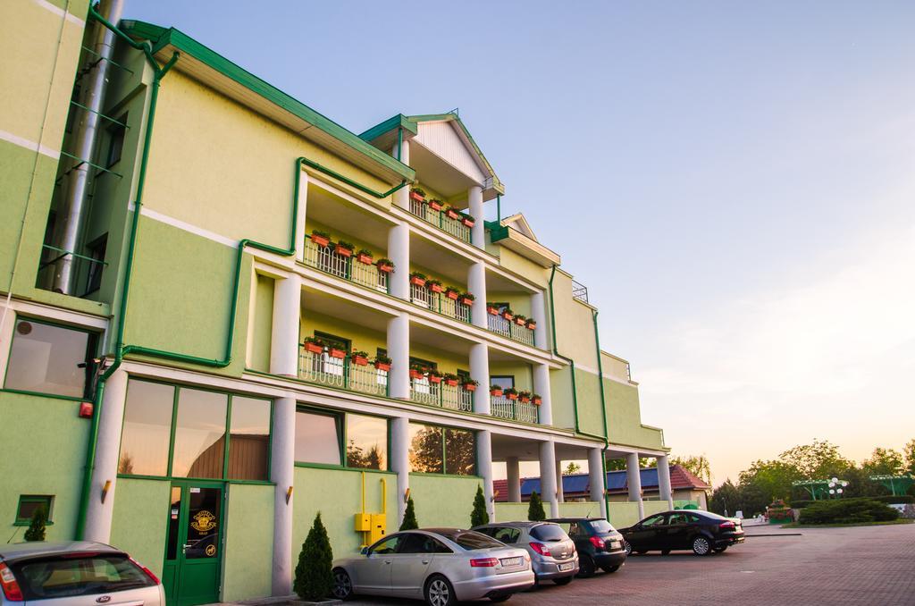 Hotel President Arad Kültér fotó
